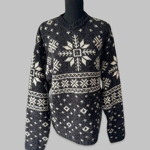 Vintage Christopher Rand Wool Blend Heavy Weight Snowflake Sweater